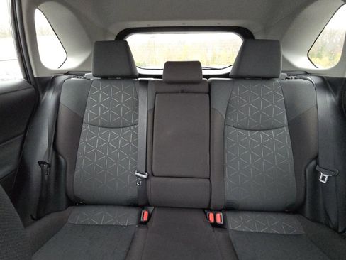 Used 2025 Toyota RAV4 XLE image 25