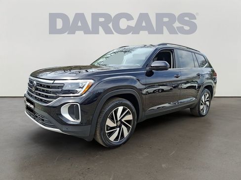 Used 2025 Volkswagen Atlas SE image 3