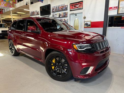 Used 2021 Jeep Grand Cherokee Trackhawk w/ Trailer Tow Group IV AWD/4WD image 1