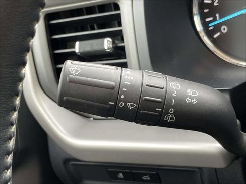 Used 2022 Ford Expedition Max XLT image 21