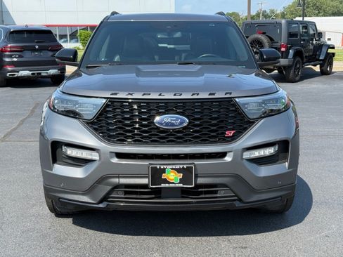 Used 2021 Ford Explorer ST w/ ST Street Pack AWD/4WD image 3