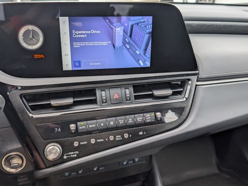 Certified 2025 Lexus ES 350 w/ Premium Package FWD image 28