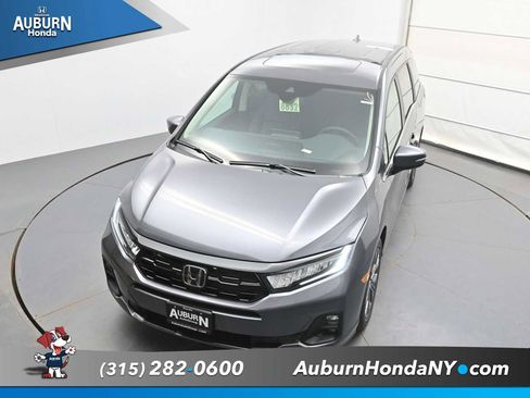New 2026 Honda Odyssey Touring image 26