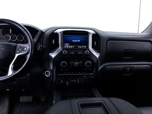 Used 2020 Chevrolet Silverado 1500 LT Trail Boss AWD/4WD image 14