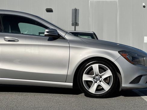 Used 2015 Mercedes-Benz CLA 250 image 33