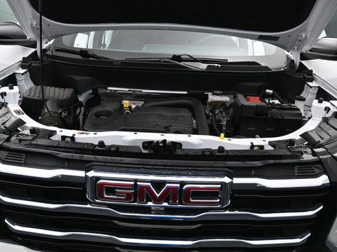 Used 2025 GMC Terrain Elevation AWD/4WD image 23