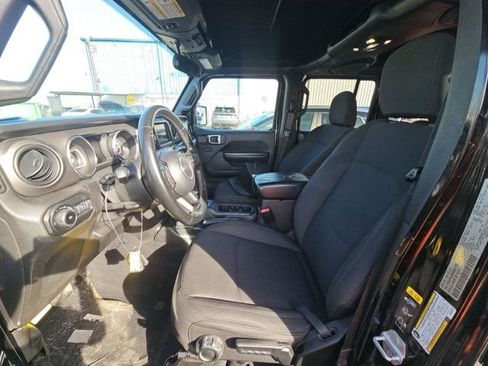 Used 2021 Jeep Wrangler Unlimited Sport image 9