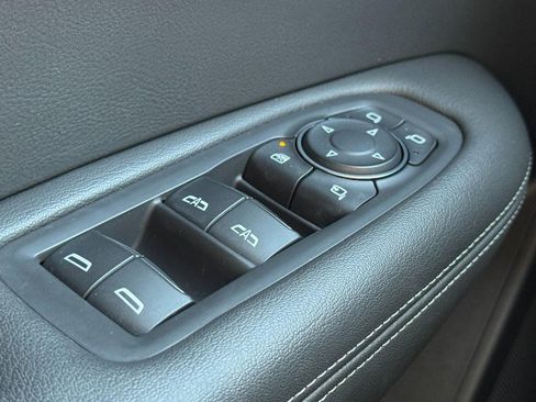 Used 2023 Cadillac XT6 Premium Luxury w/ Technology Package image 23