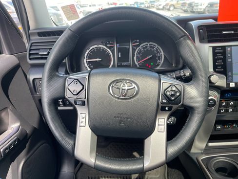 Used 2023 Toyota 4Runner Limited AWD/4WD image 27