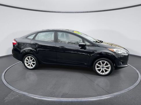 Used 2019 Ford Fiesta SE w/ Equipment Group 201A image 5