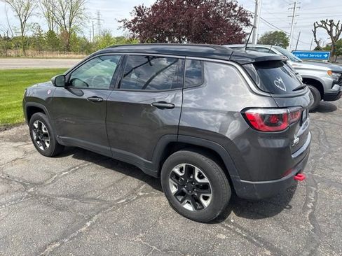 Used 2018 Jeep Compass Trailhawk w/ Leather Interior Group AWD/4WD image 4