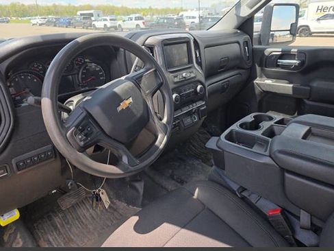 Used 2021 Chevrolet Silverado 2500 W/T w/ WT Fleet Convenience Package AWD/4WD image 4