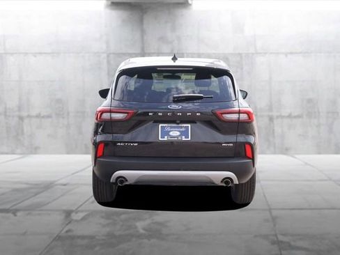 Certified 2025 Ford Escape Active image 6