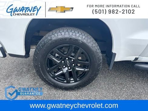 Used 2025 Chevrolet Silverado 1500 RST AWD/4WD image 12