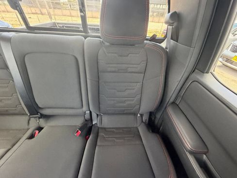 Used 2026 Nissan Frontier PRO-4X AWD/4WD image 30