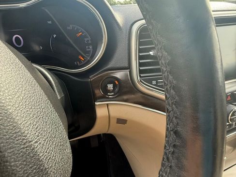 Used 2014 Jeep Grand Cherokee Limited AWD/4WD image 26