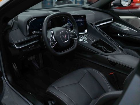 Used 2024 Chevrolet Corvette Stingray Preferred Cpe w/ Z51 Performance Package RWD image 2