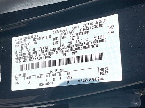 Used 2024 Lincoln Corsair AWD w/ Equipment Group 101A image 5