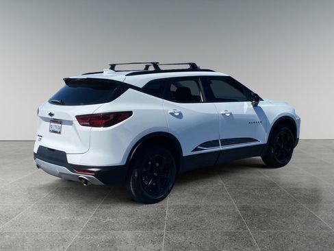Used 2023 Chevrolet Blazer LT w/ Midnight/Sport Edition FWD image 5