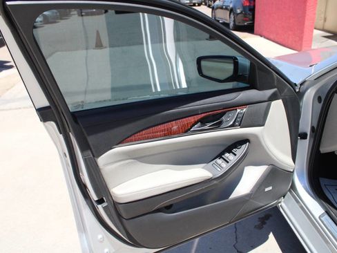 Used 2014 Cadillac CTS Performance w/ Driver Assist Package image 9