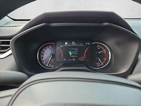 Used 2025 Toyota RAV4 LE image 11