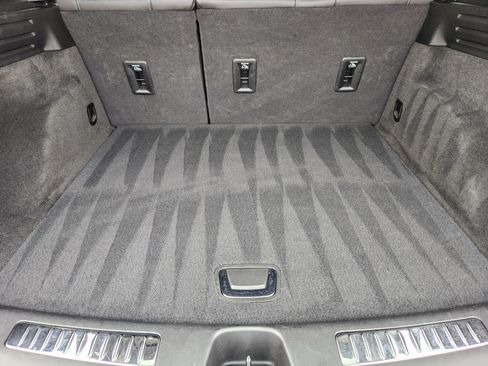 Certified 2025 Cadillac XT4 Premium Luxury image 31