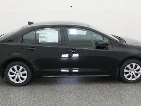 New 2026 Toyota Corolla LE FWD image 20