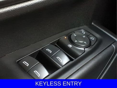 Used 2025 Chevrolet Silverado 1500 Custom Trail Boss w/ LPO, Dark Essentials Package AWD/4WD image 15