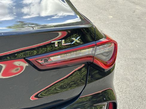 New 2025 Acura TLX w/ Technology Package image 7
