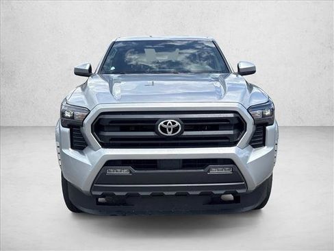 Certified 2026 Toyota Tacoma SR5 AWD/4WD image 2