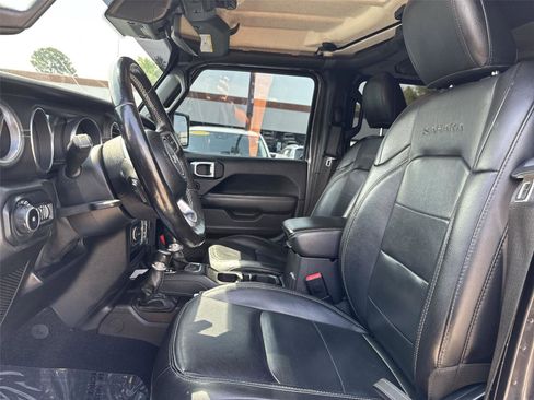 Used 2020 Jeep Wrangler Unlimited Sahara AWD/4WD image 11