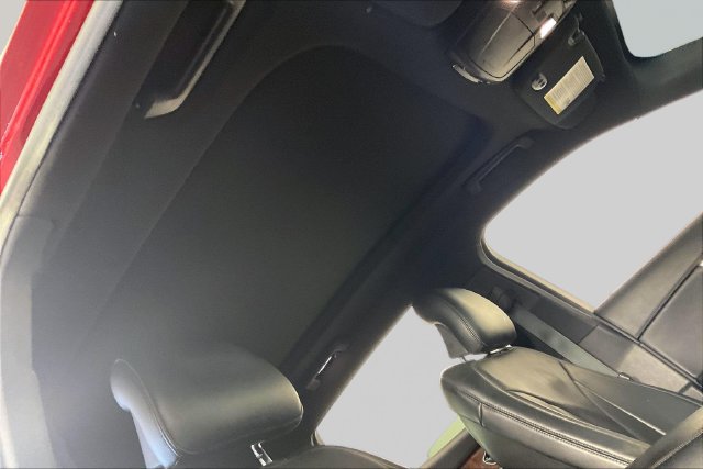 Used 2016 Lincoln MKX Reserve w/ Cargo Utility Package FWD image 23