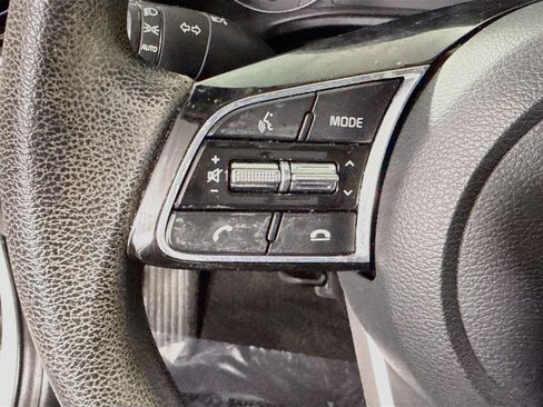 Used 2019 Kia Forte LXS FWD image 14