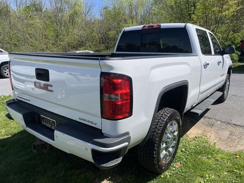 Used 2016 GMC Sierra 2500 Denali w/ Driver Alert Package AWD/4WD image 5