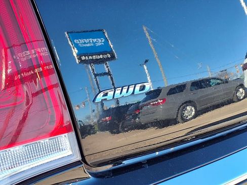 Used 2019 Chrysler 300 Touring L w/ Quick Order Package 22F image 8