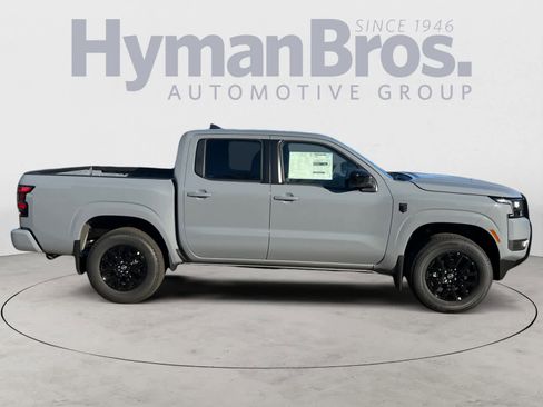 New 2026 Nissan Frontier SV AWD/4WD image 2
