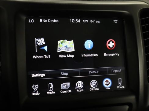 Used 2017 Jeep Cherokee Limited w/ Trailer Tow Group AWD/4WD image 36