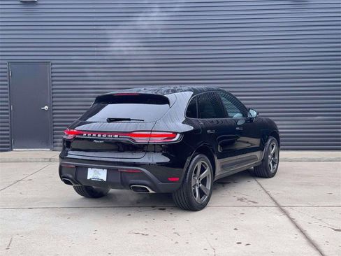 New 2026 Porsche Macan AWD/4WD image 7