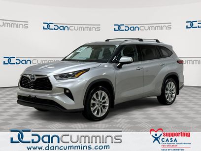 Used 2023 Toyota Highlander Limited