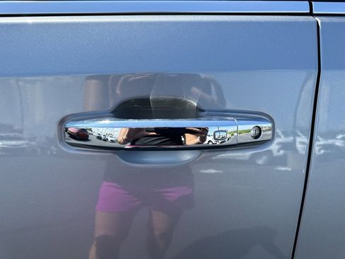 Used 2024 GMC Sierra 1500 Denali Ultimate image 33