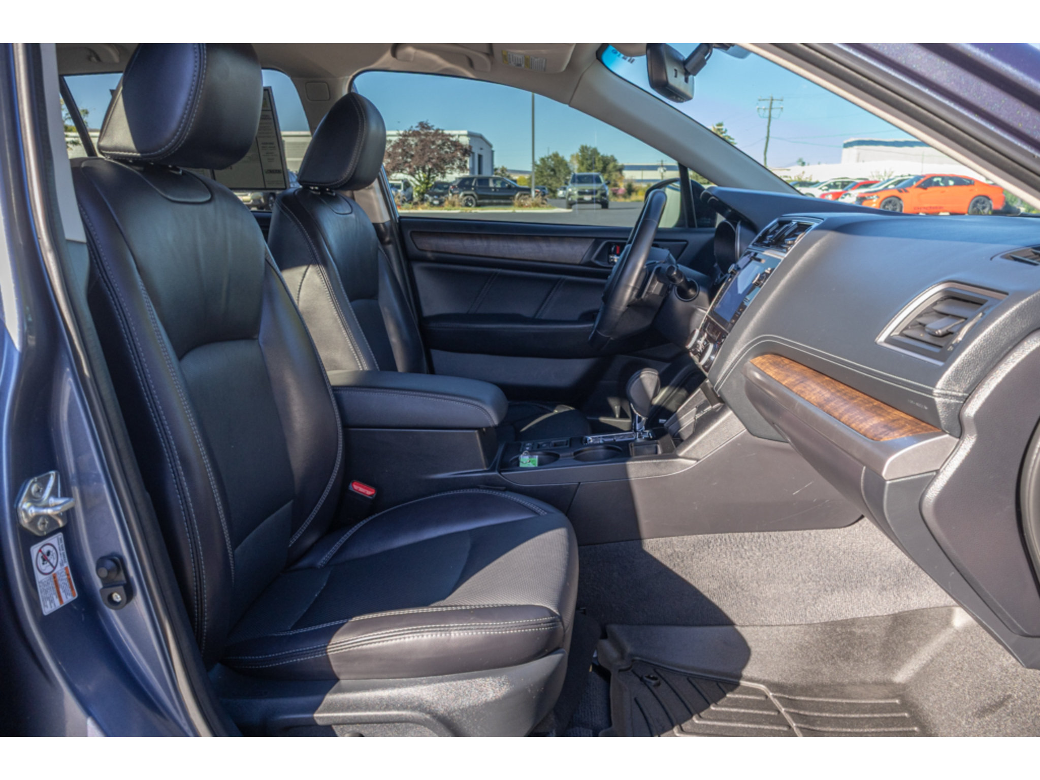 Used 2018 Subaru Outback 2.5i Limited AWD/4WD image 11