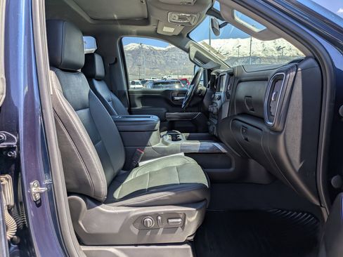 Used 2022 Chevrolet Silverado 3500 LTZ w/ LTZ Plus Package AWD/4WD image 31