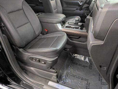 Used 2023 GMC Sierra 1500 SLT w/ SLT Premium Plus Package image 28