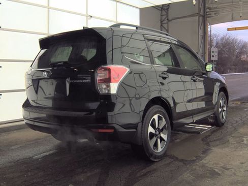 Used 2018 Subaru Forester 2.5i Limited image 6