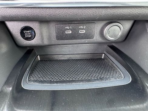 Used 2024 Nissan Rogue SV image 24