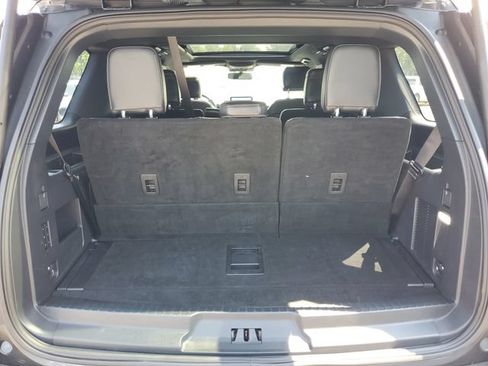 Certified 2024 Ford Expedition Platinum AWD/4WD image 8
