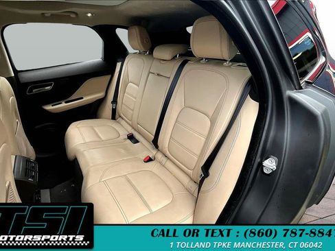 Used 2020 Jaguar F-PACE Prestige image 26