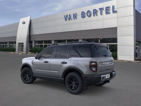 New 2025 Ford Bronco Sport Badlands w/ Sasquatch Badlands Package AWD/4WD image 4