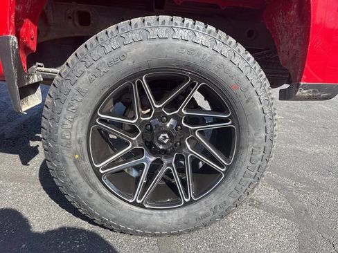 Used 2022 Chevrolet Silverado 1500 Custom w/ LPO, Dark Essentials Package AWD/4WD image 30