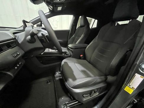 New 2026 Toyota C-HR AWD/4WD image 9
